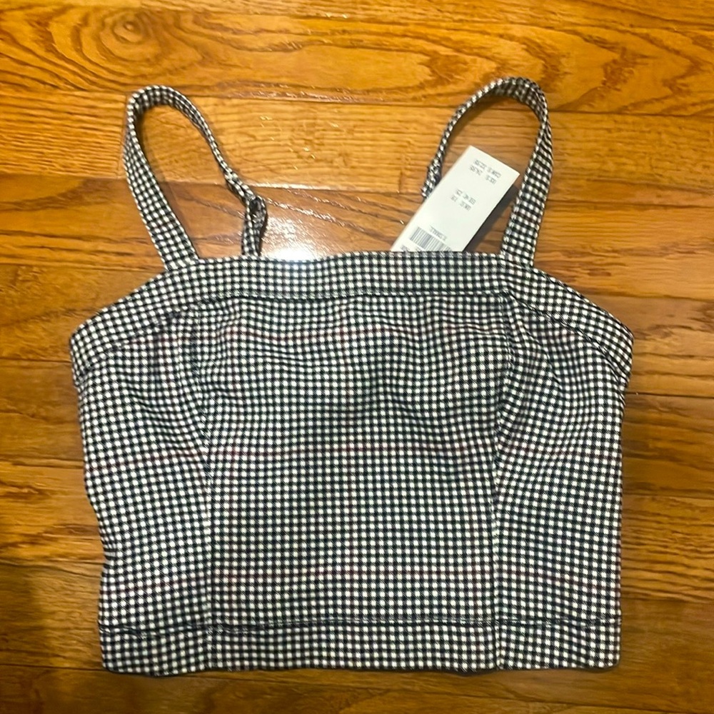 Hollister crop top size xs